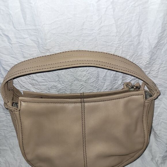 DKNY small half moon tote - Picture 5 of 9